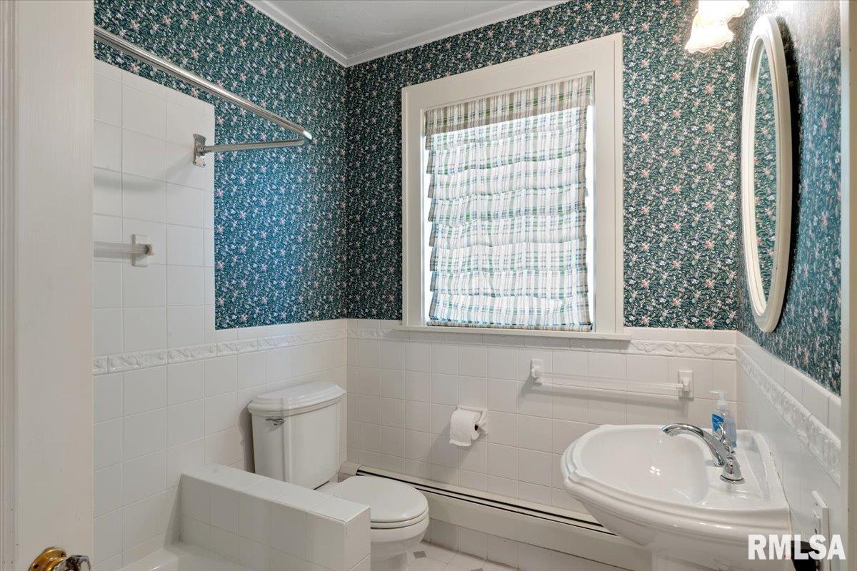 1840 14th Street, Moline, Illinois image 24