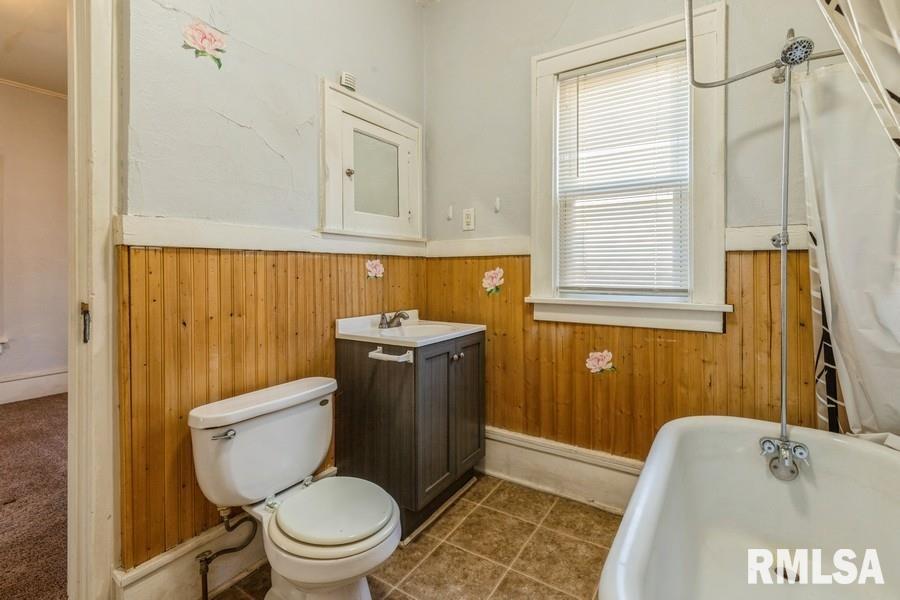 4227 11th Street, Rock Island, Illinois image 13