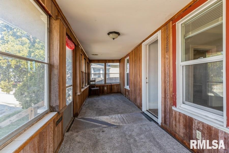 4227 11th Street, Rock Island, Illinois image 5