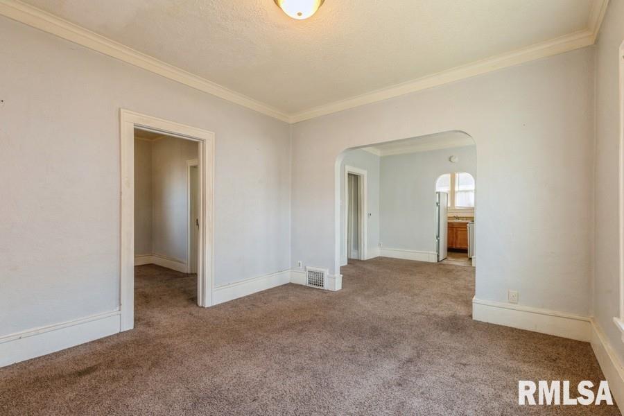 4227 11th Street, Rock Island, Illinois image 8