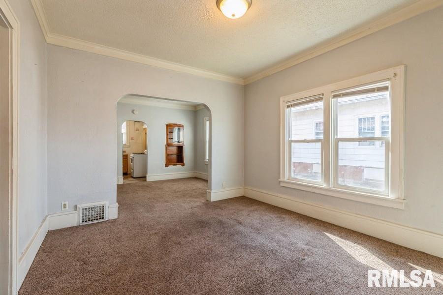 4227 11th Street, Rock Island, Illinois image 6