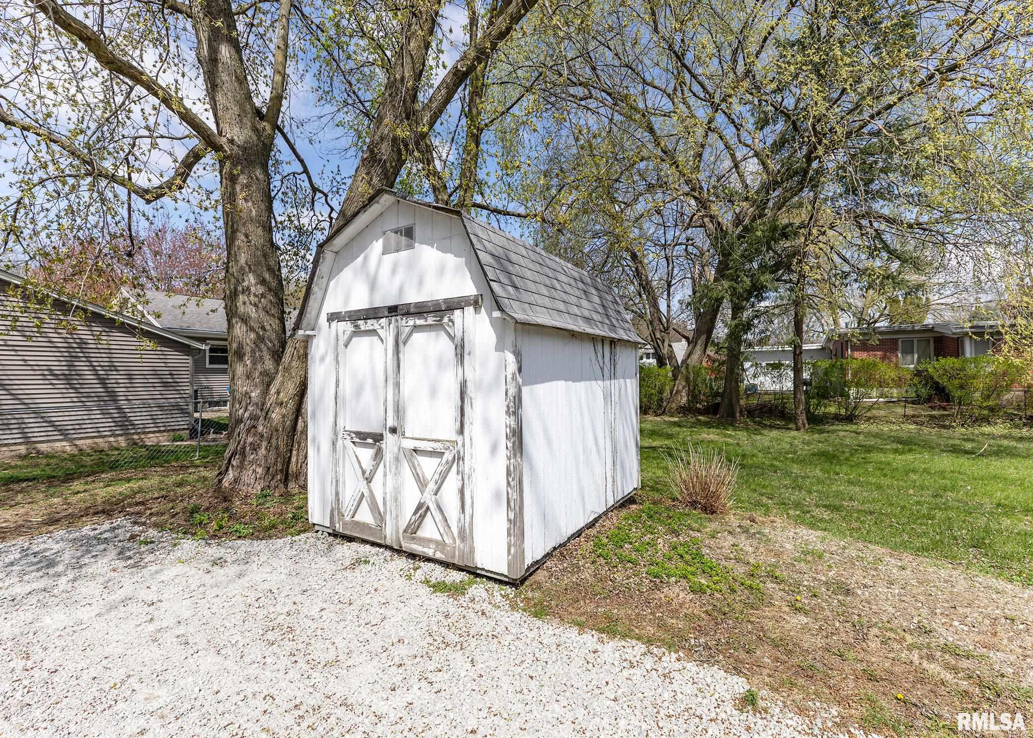 2119 44th Street, Moline, Illinois image 29