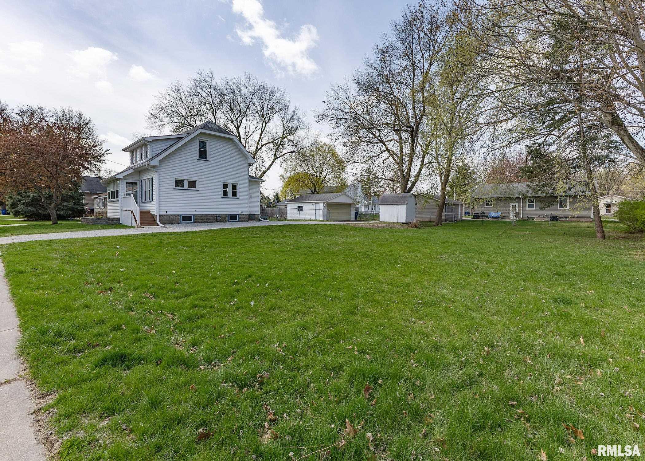 2119 44th Street, Moline, Illinois image 3