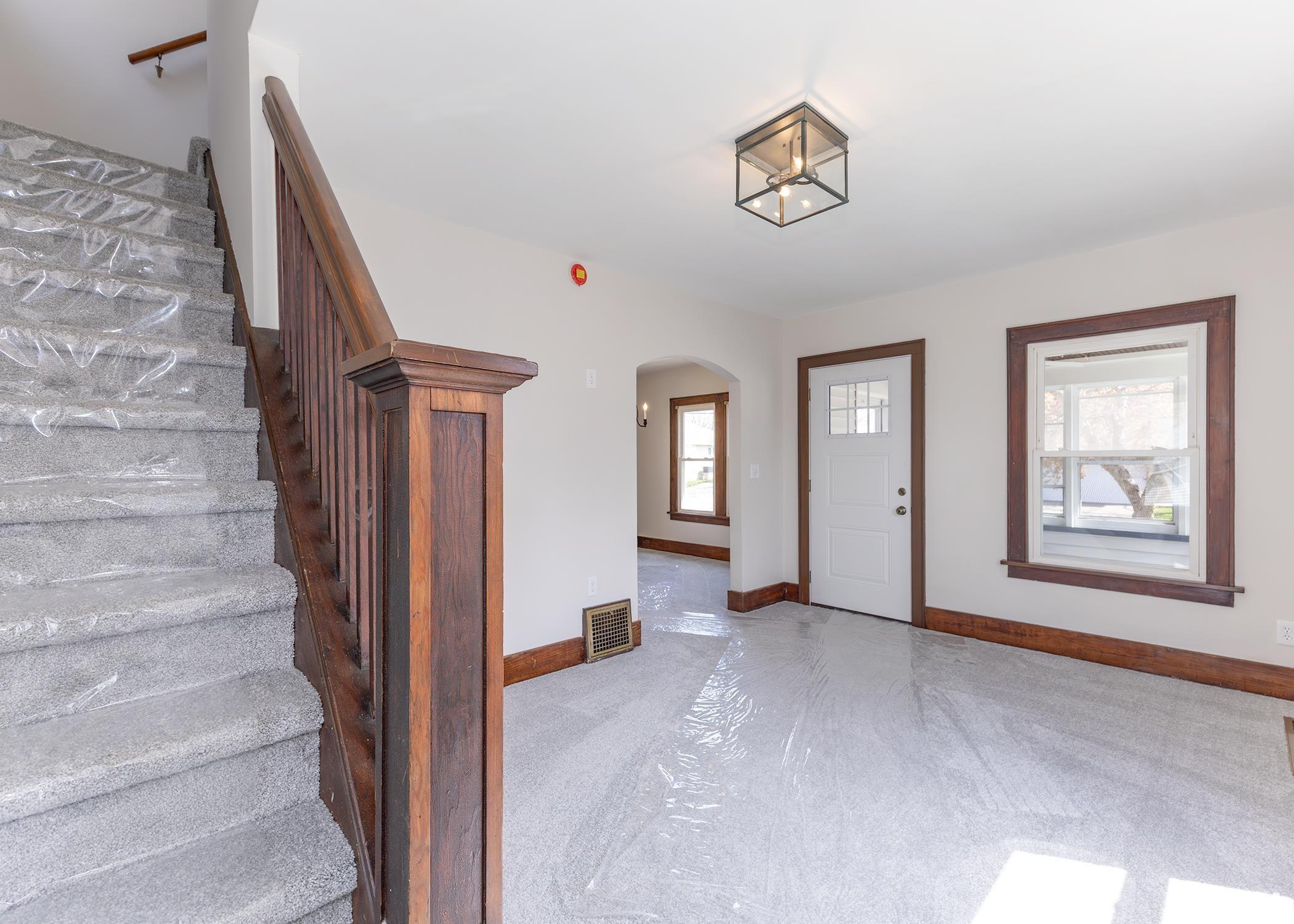 2119 44th Street, Moline, Illinois image 7