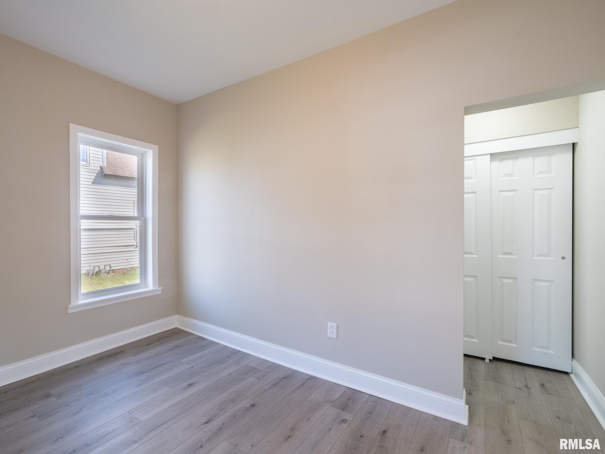 201 E Oakley Street, Glasford, Illinois image 14