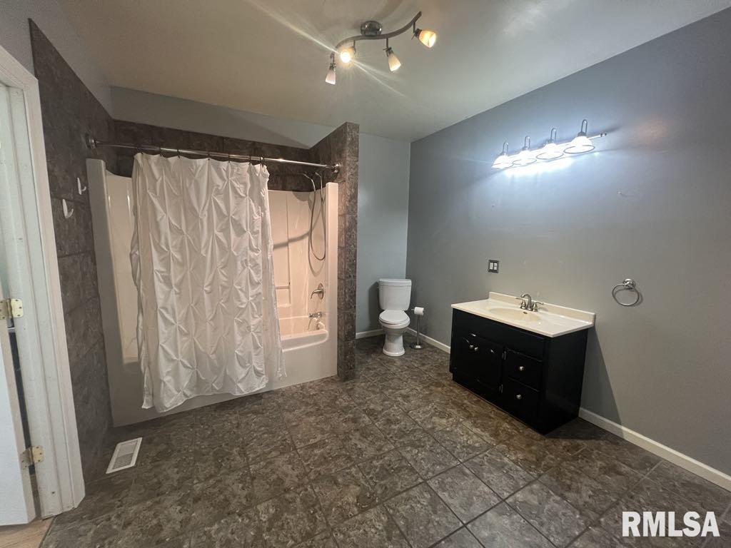 836 S Johnson Street, Macomb, Illinois image 15