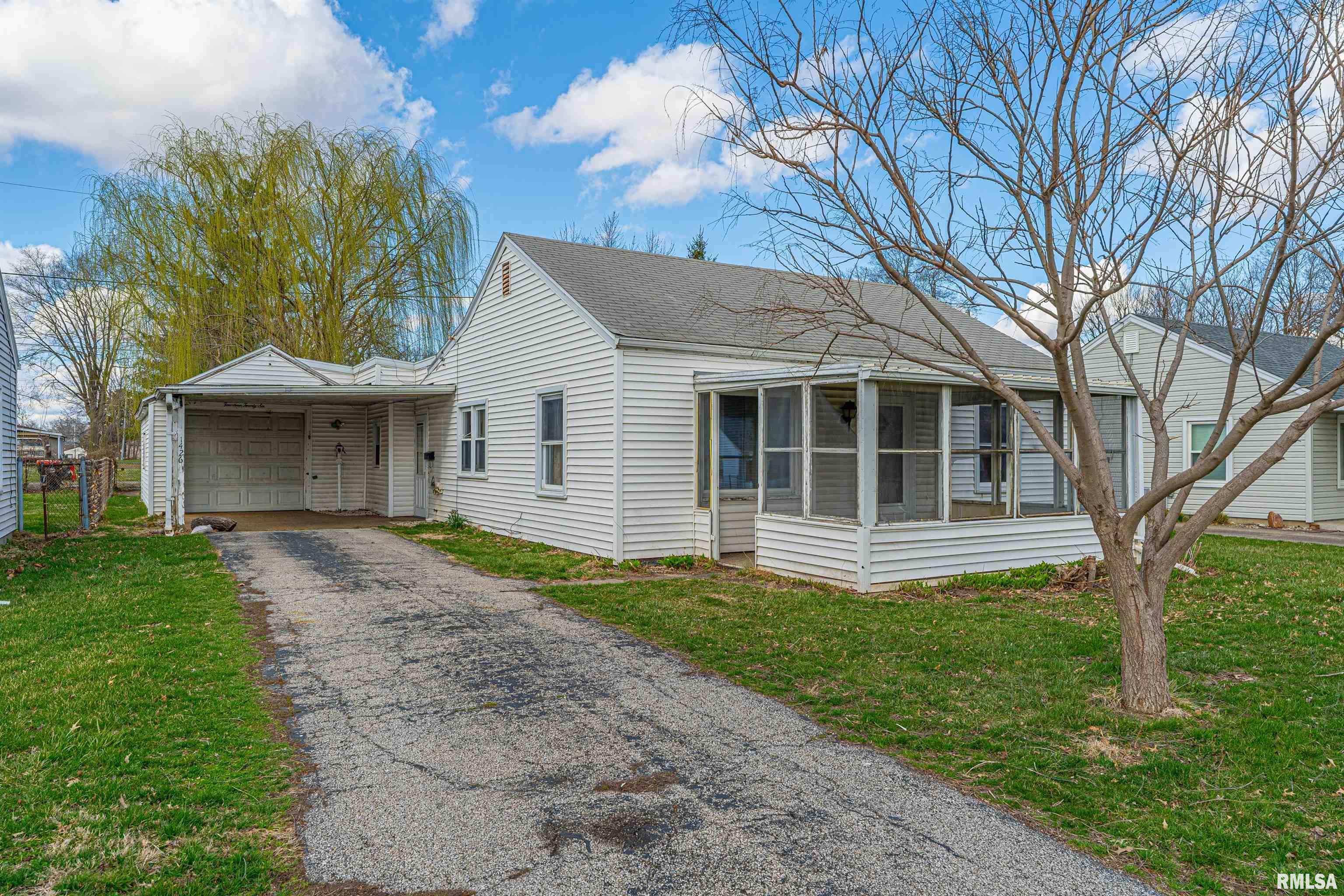 1426 3RD Street