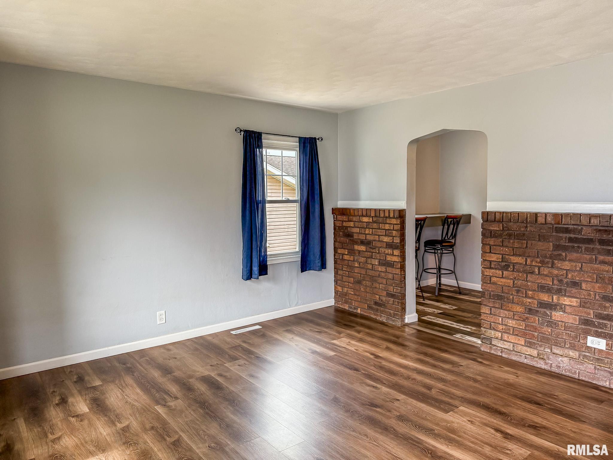 311 N 5th Street, Chillicothe, Illinois image 5