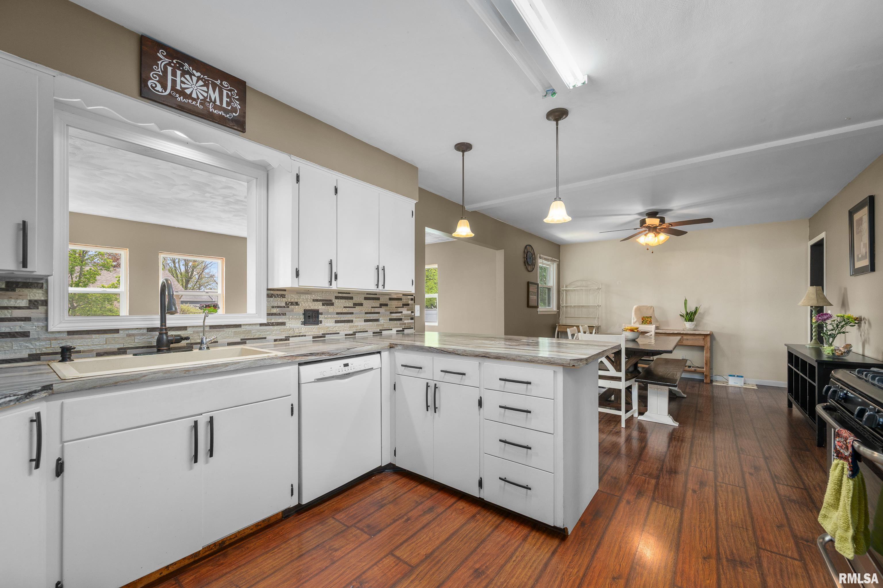 618 E Chestnut Street, Geneseo, Illinois image 3