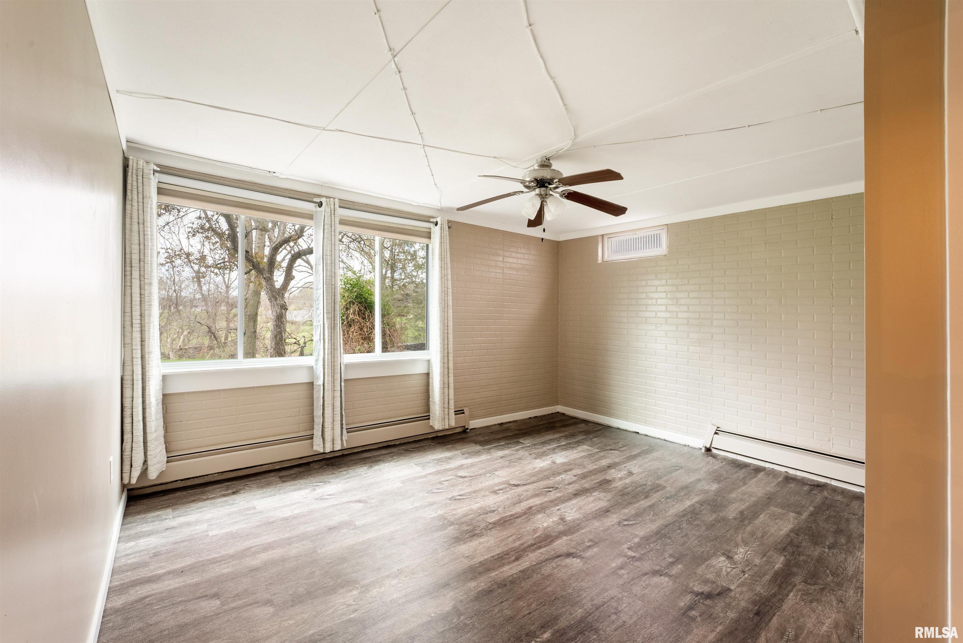 8808 20th Street West, Rock Island, Illinois image 22