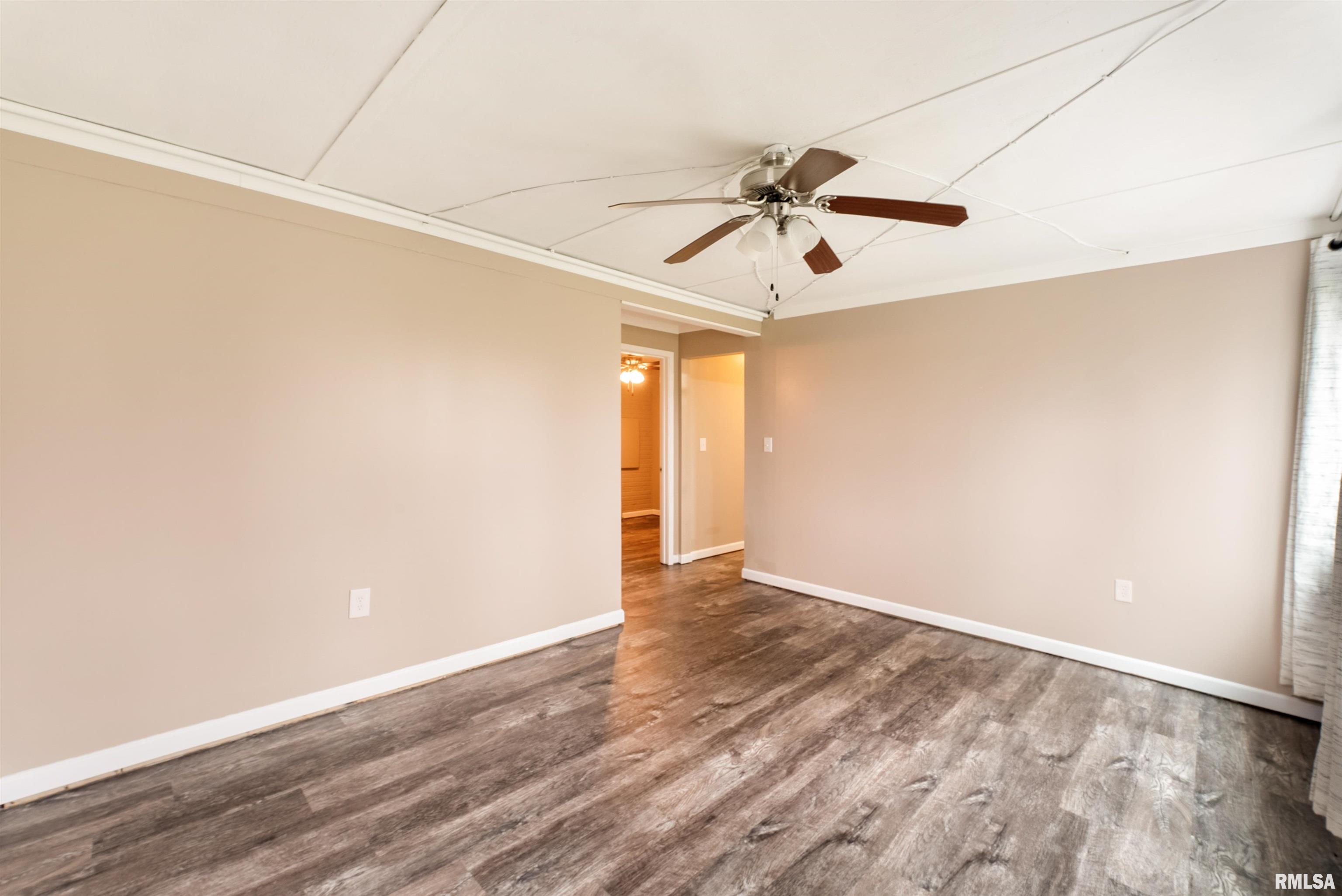 8808 20th Street West, Rock Island, Illinois image 23