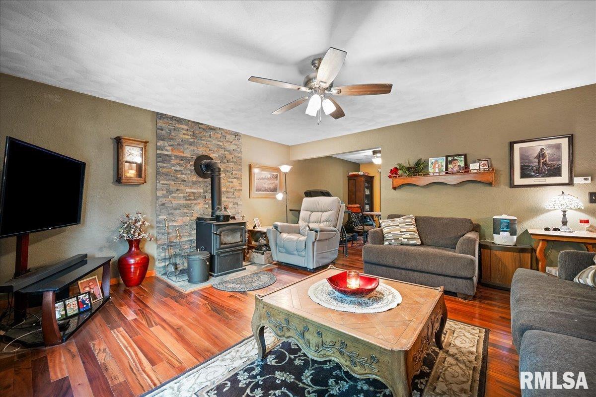 411 Zook Court, Germantown Hills, Illinois image 19