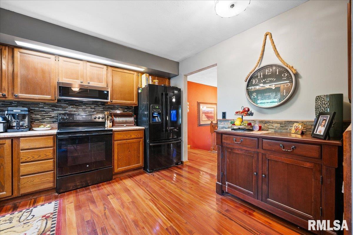 411 Zook Court, Germantown Hills, Illinois image 22