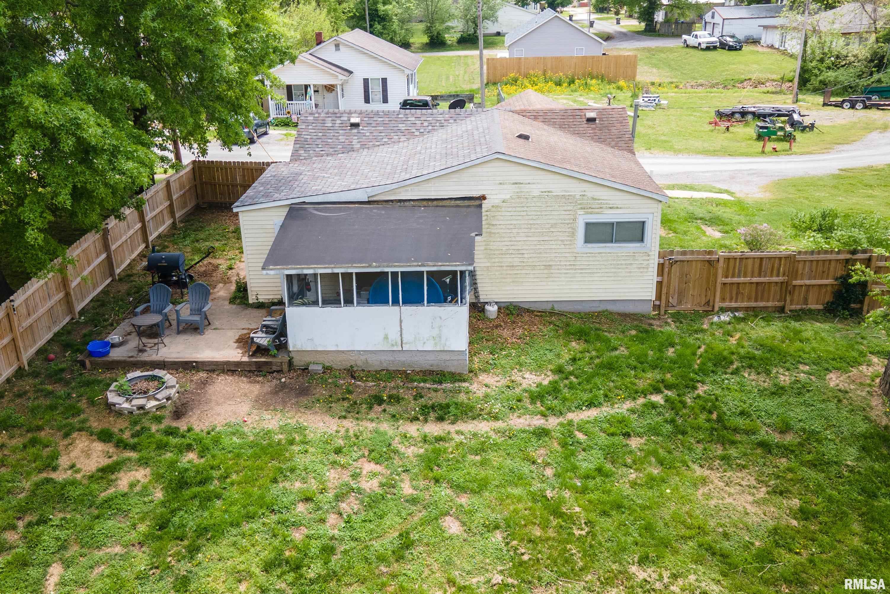 510 W Idaho Avenue, Carterville, Illinois image 21