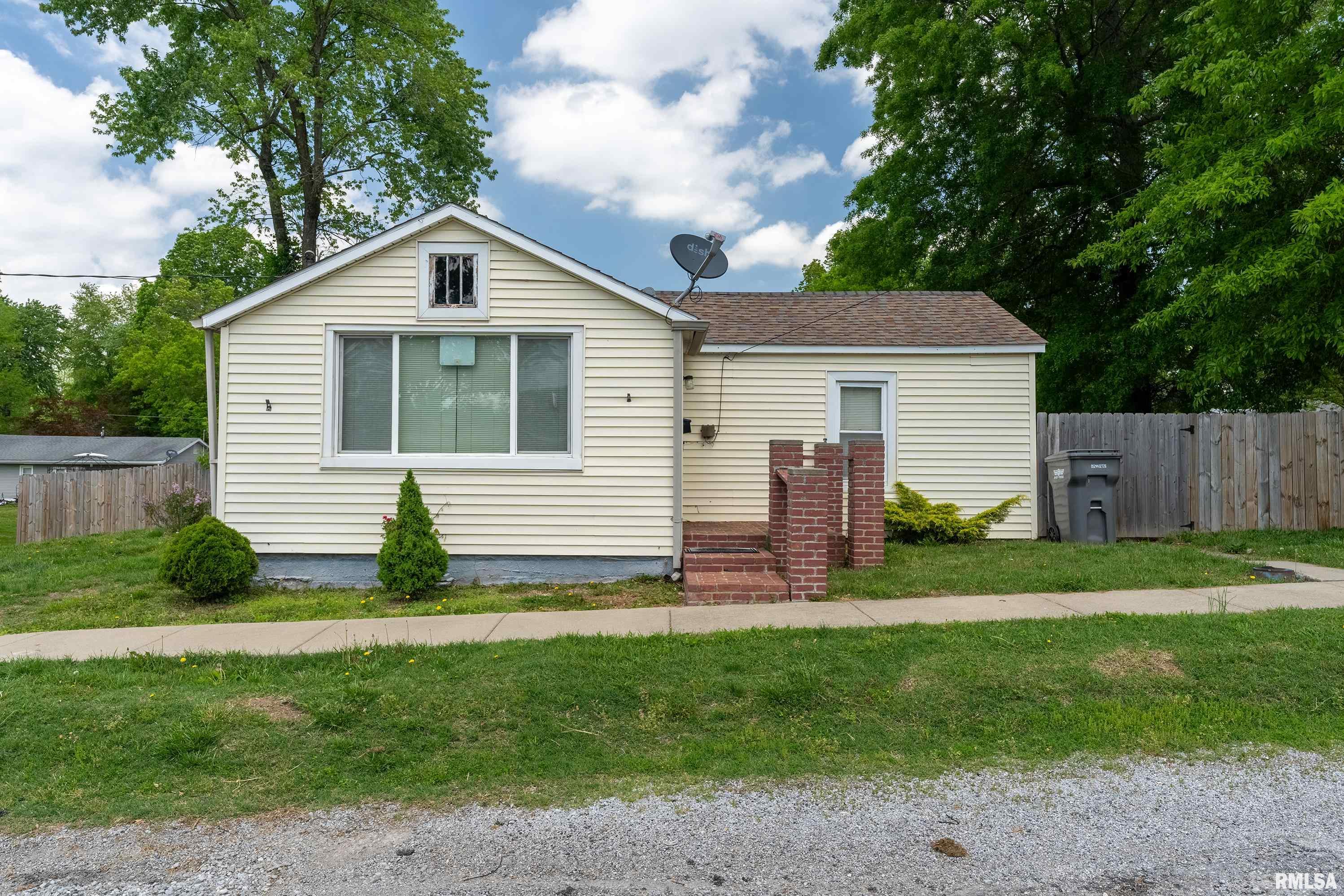 510 W Idaho Avenue, Carterville, Illinois image 2