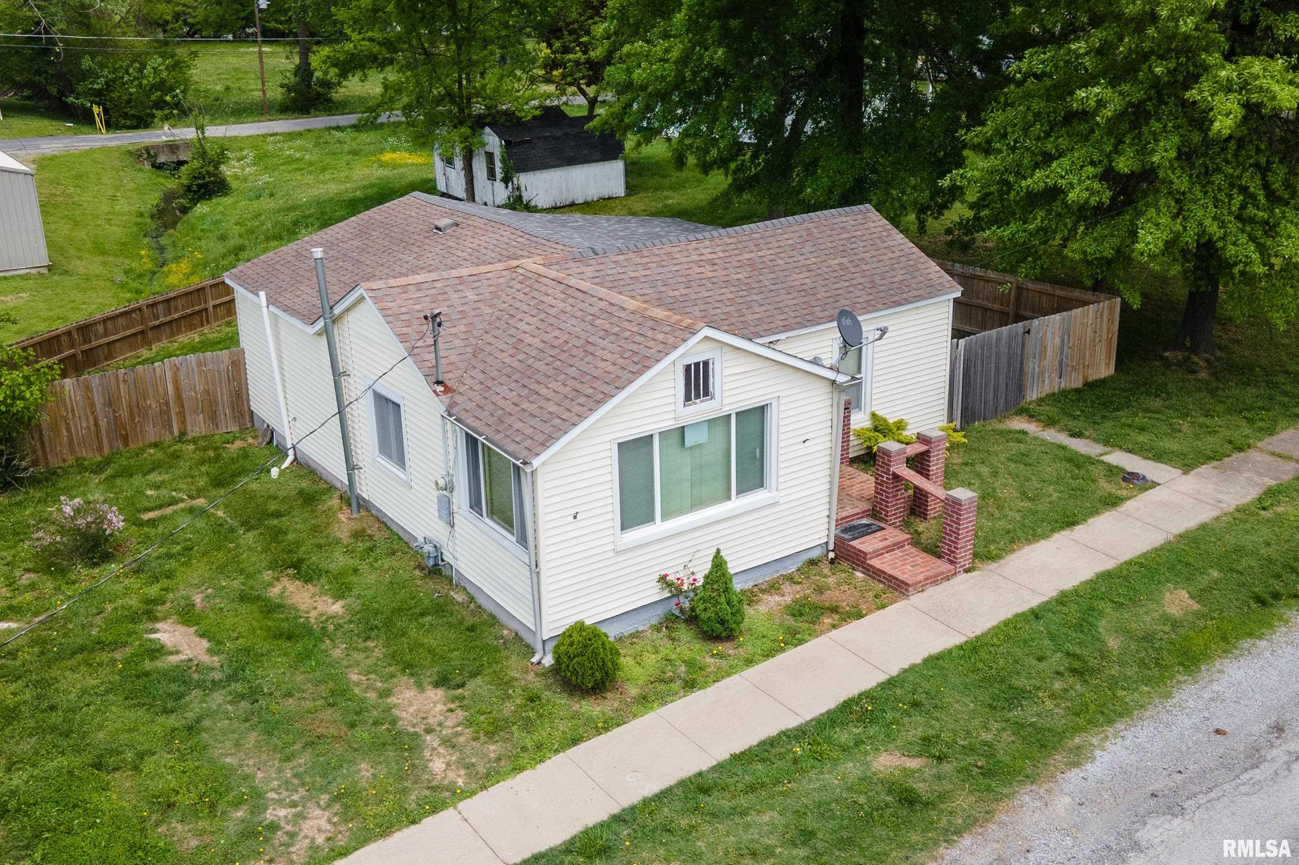 510 W Idaho Avenue, Carterville, Illinois image 22