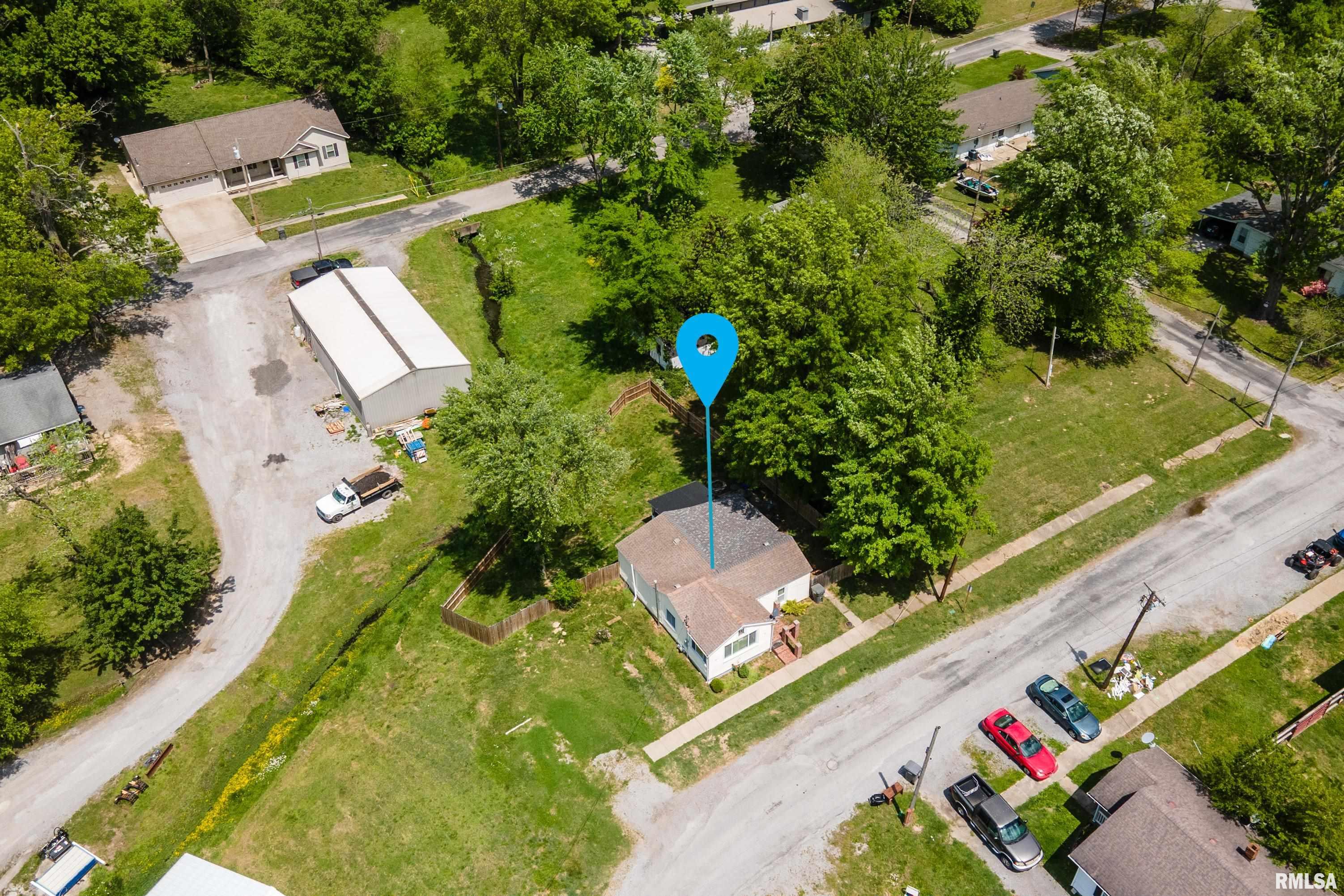 510 W Idaho Avenue, Carterville, Illinois image 16