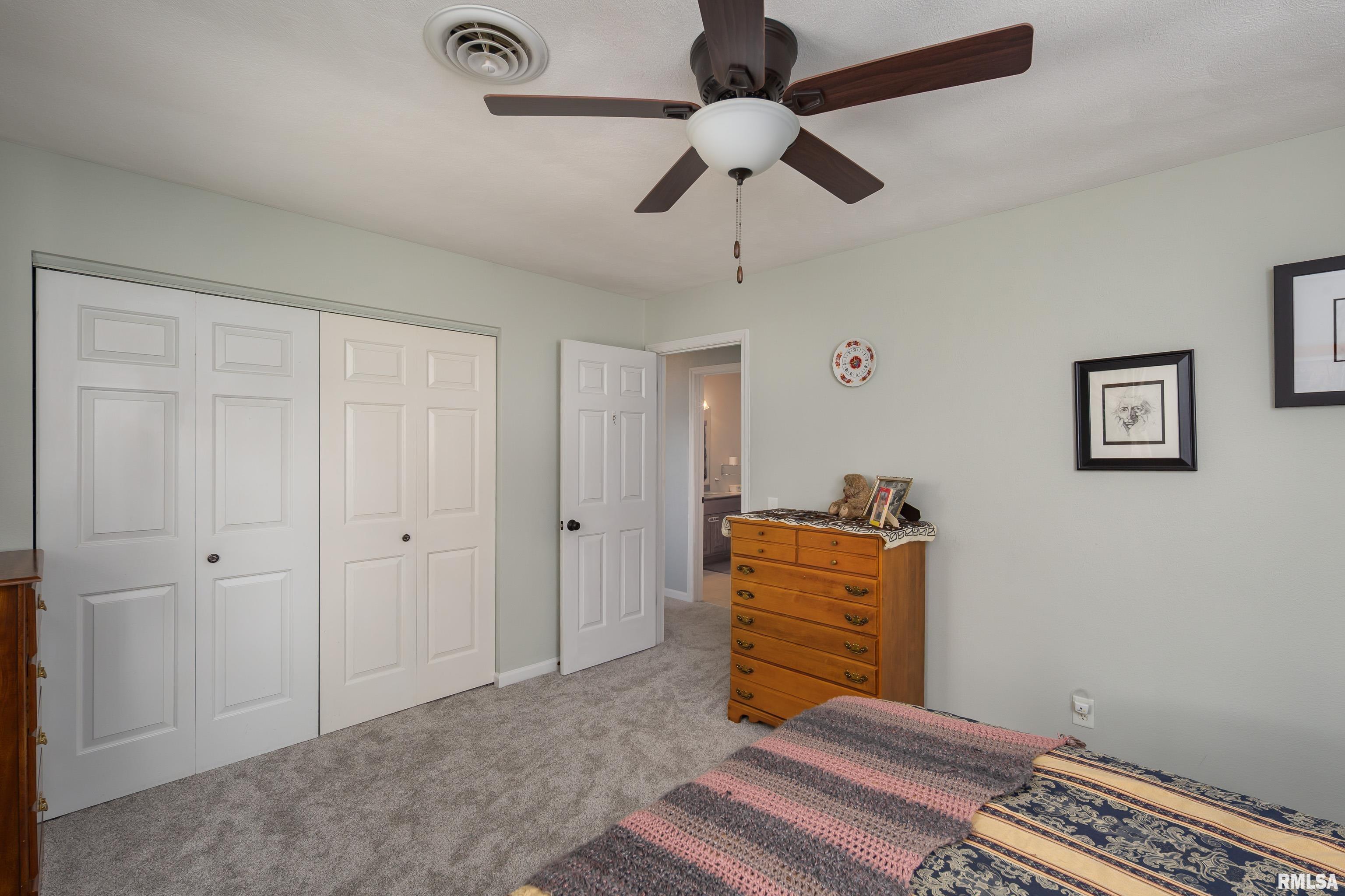 8530 W 17th Street, Rock Island, Illinois image 26