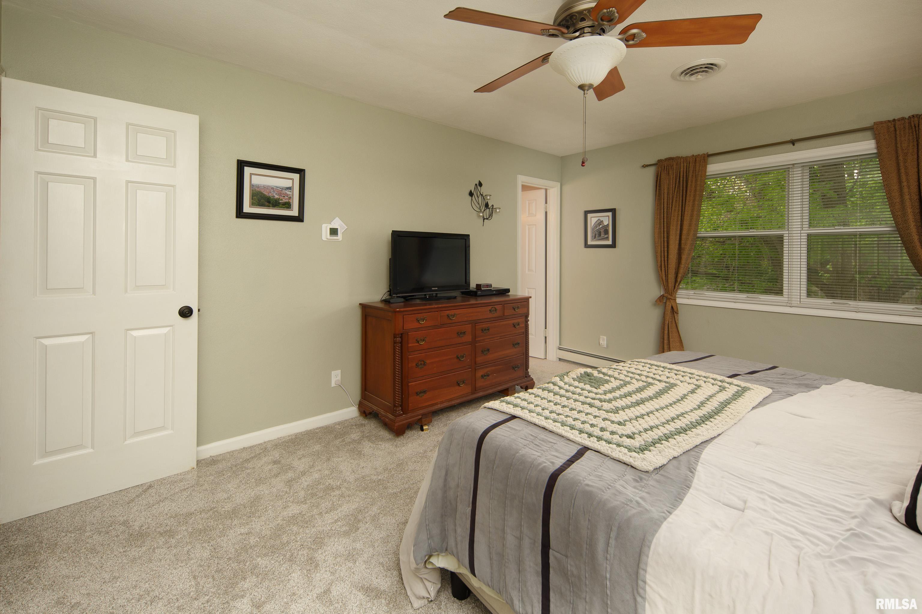 8530 W 17th Street, Rock Island, Illinois image 21