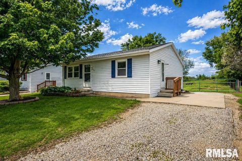 Photo of 2003 CHICORY Road, Pekin, IL 61554 (MLS # PA1266102)