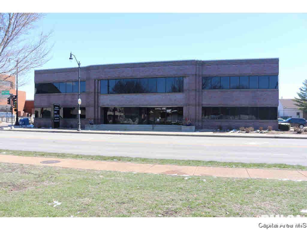 Photo 1 of 26 — 400 S 9TH Street, Springfield, IL 62701