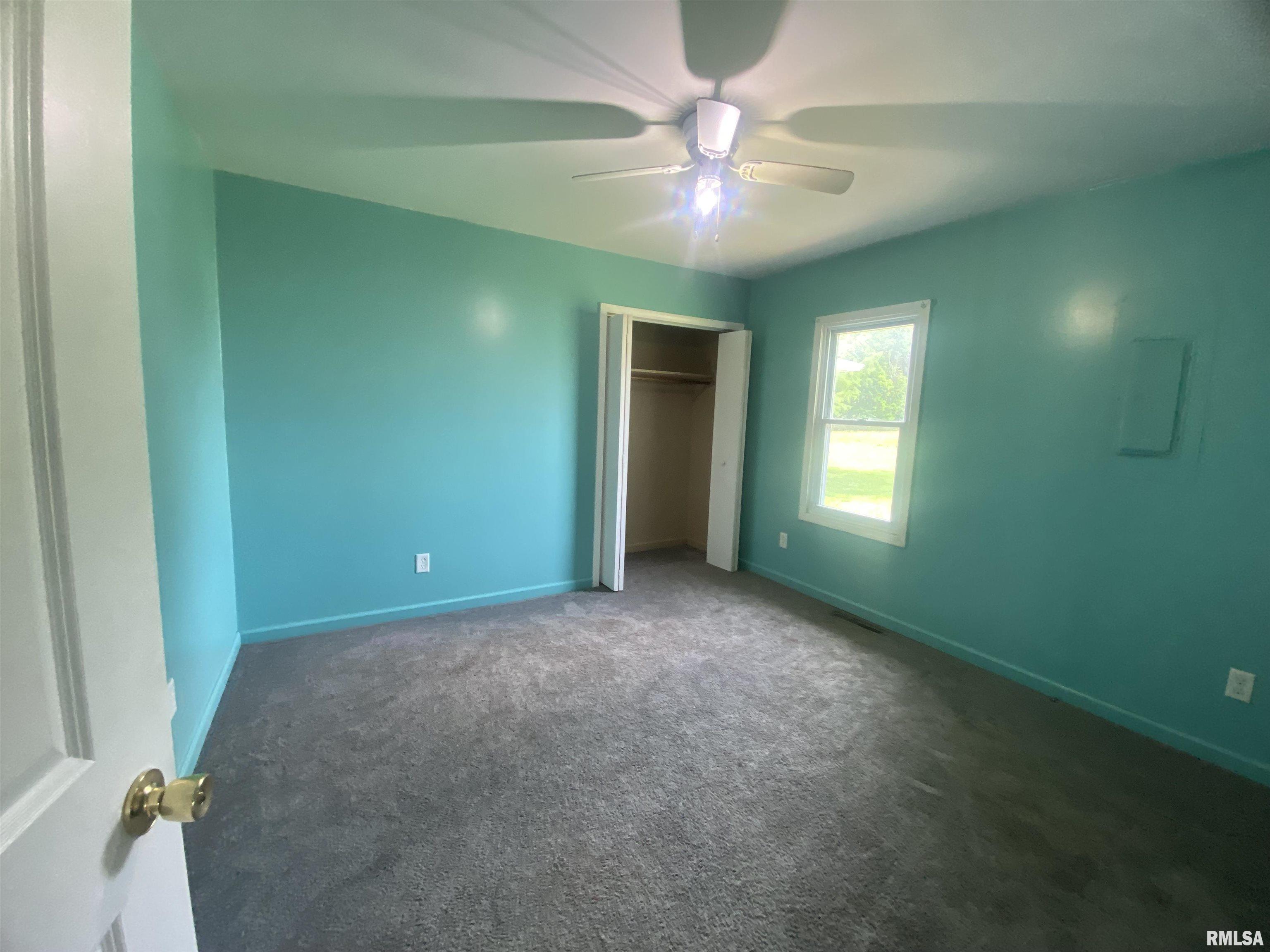 22545 Thompsonville Lake Road, Thompsonville, Illinois image 4