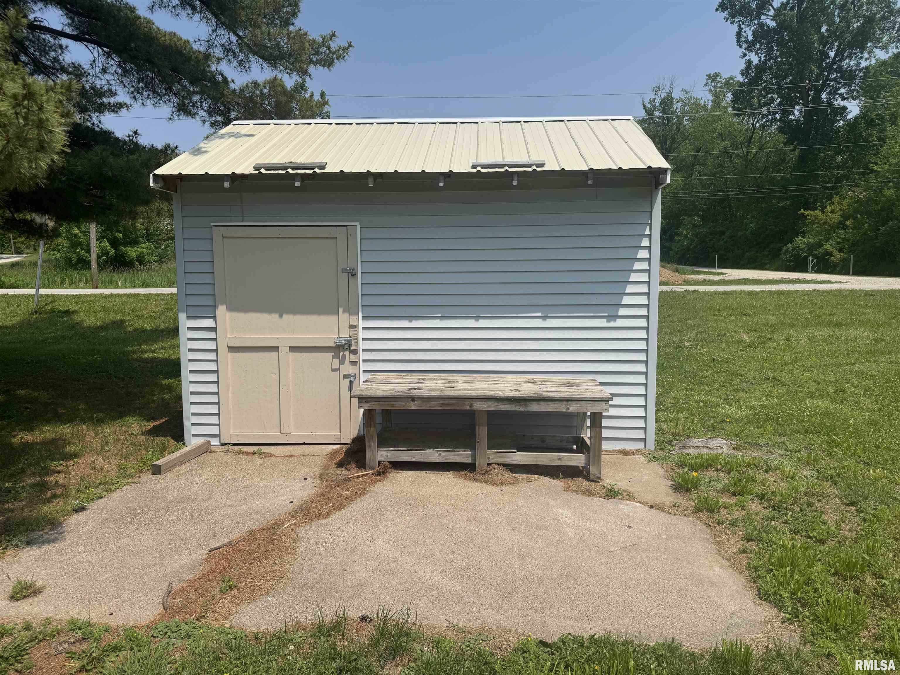 619 Green River Street, Colona, Illinois image 9