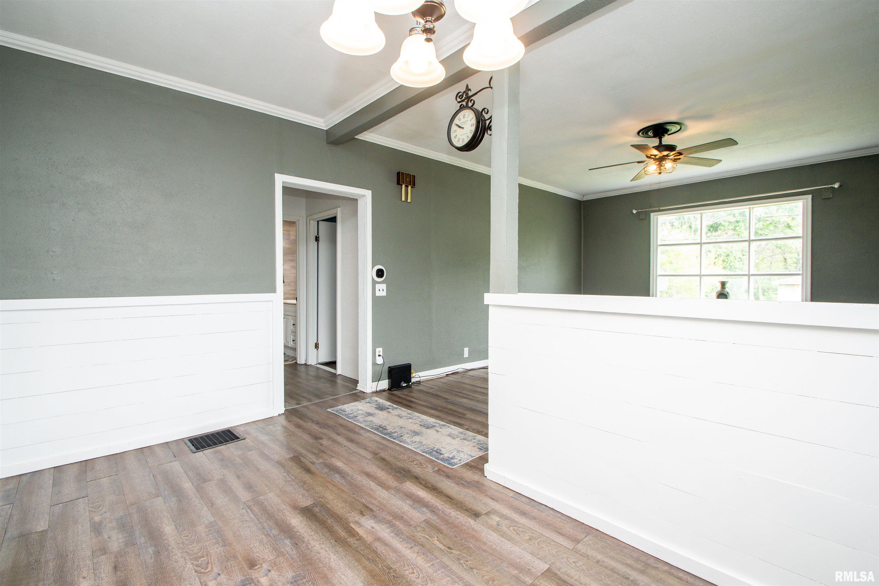2106 Bloomington Road, East Peoria, Illinois image 24