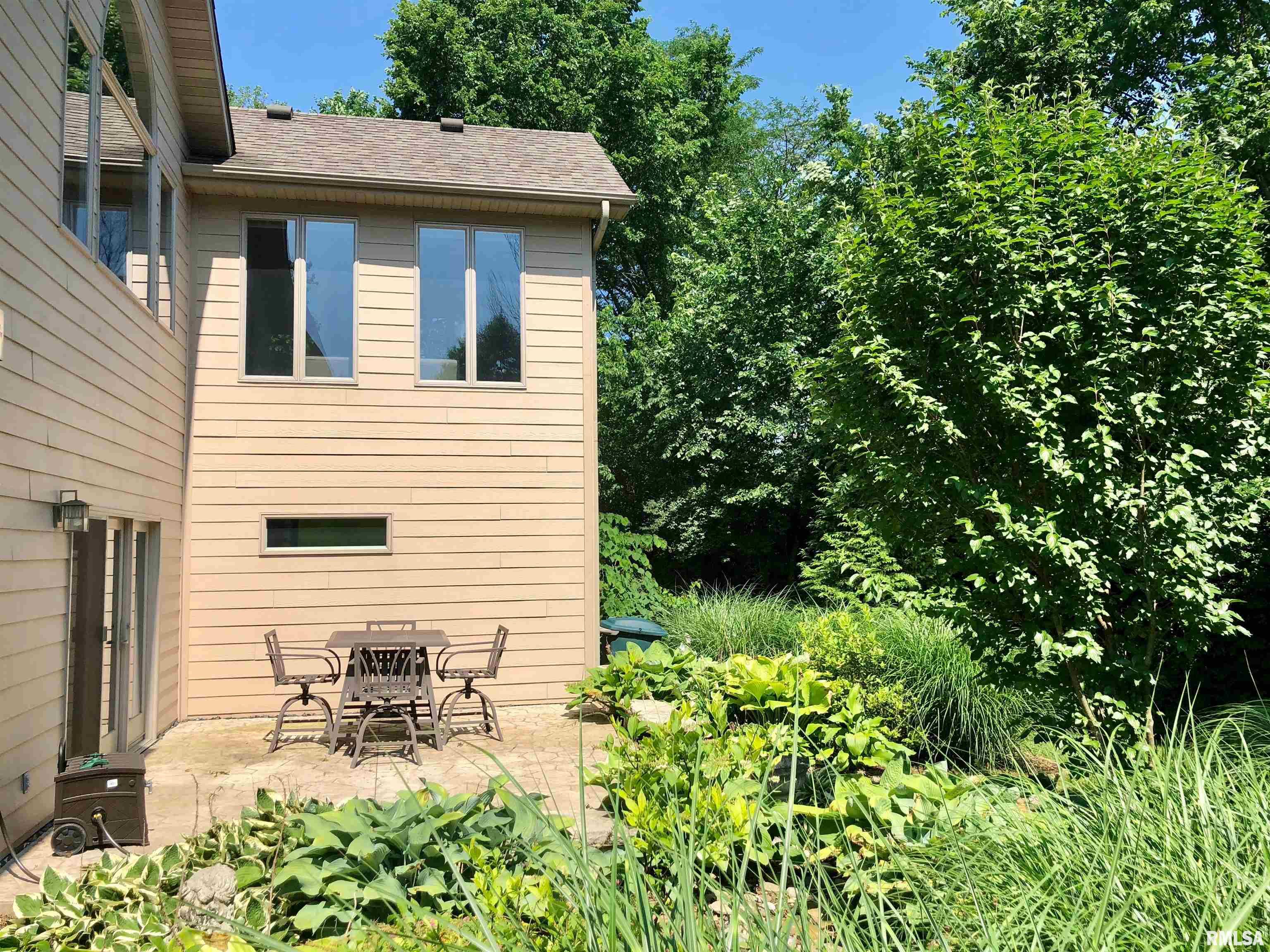325 Hillcrest Drive, Macomb, Illinois image 47