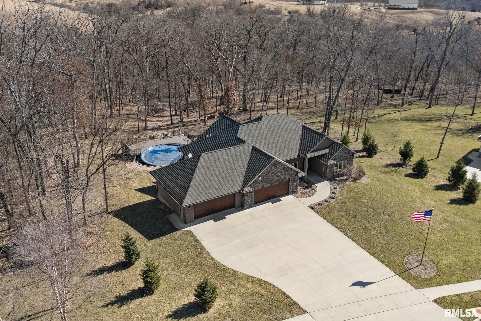 5220 Burr Oak Court, Cedar Rapids, Iowa image 50