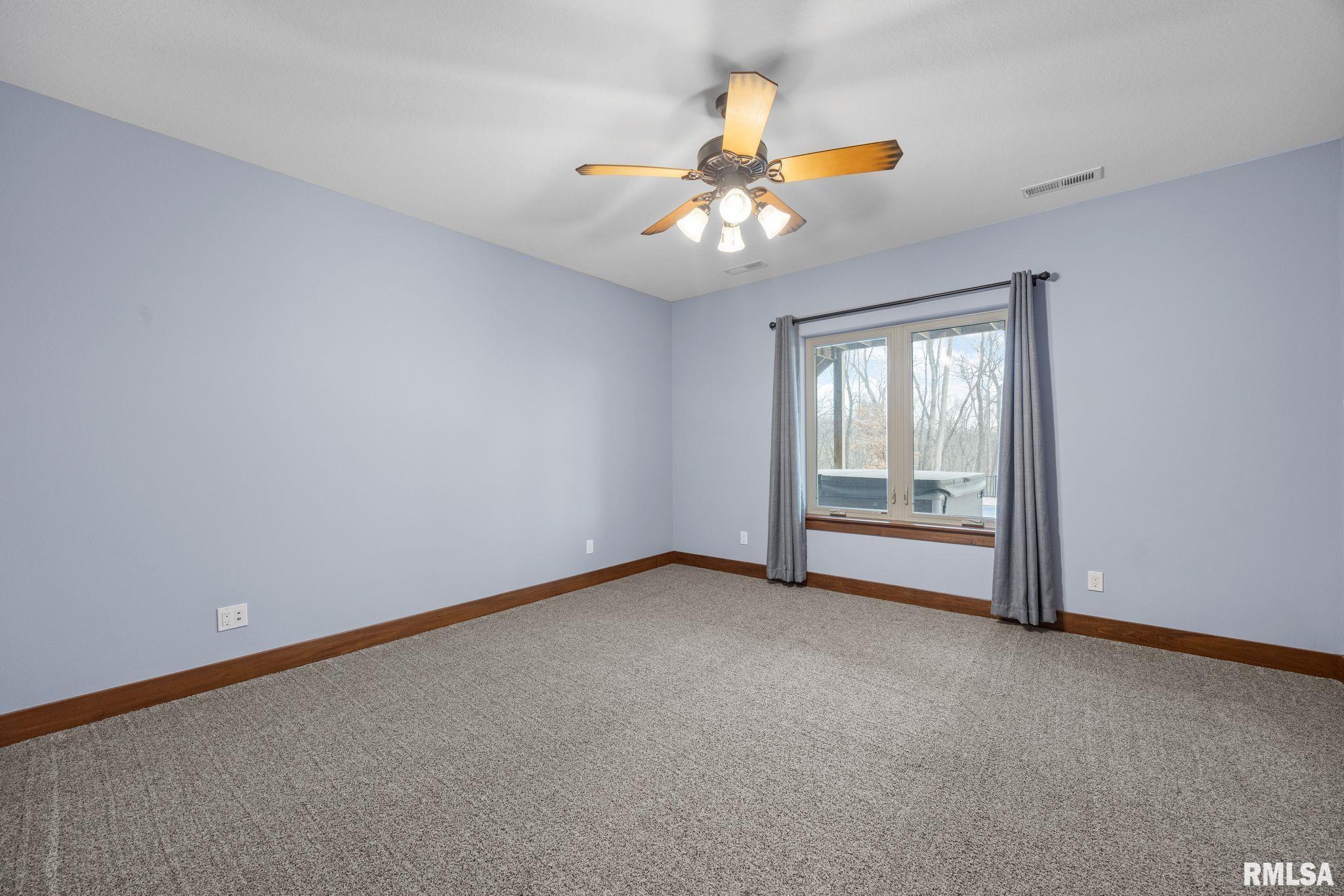 5220 Burr Oak Court, Cedar Rapids, Iowa image 37