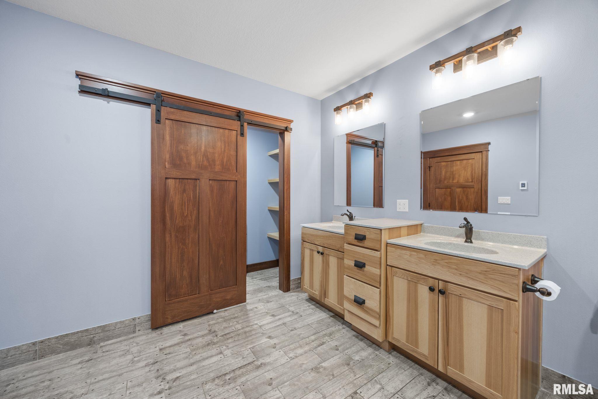 5220 Burr Oak Court, Cedar Rapids, Iowa image 39