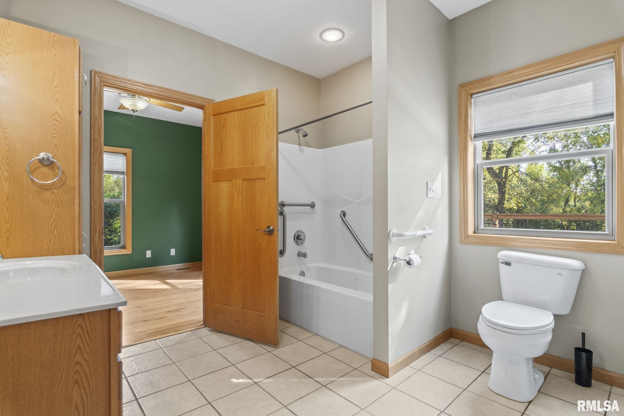 10 S Griffith Creek Road, Mechanicsburg, Illinois image 29