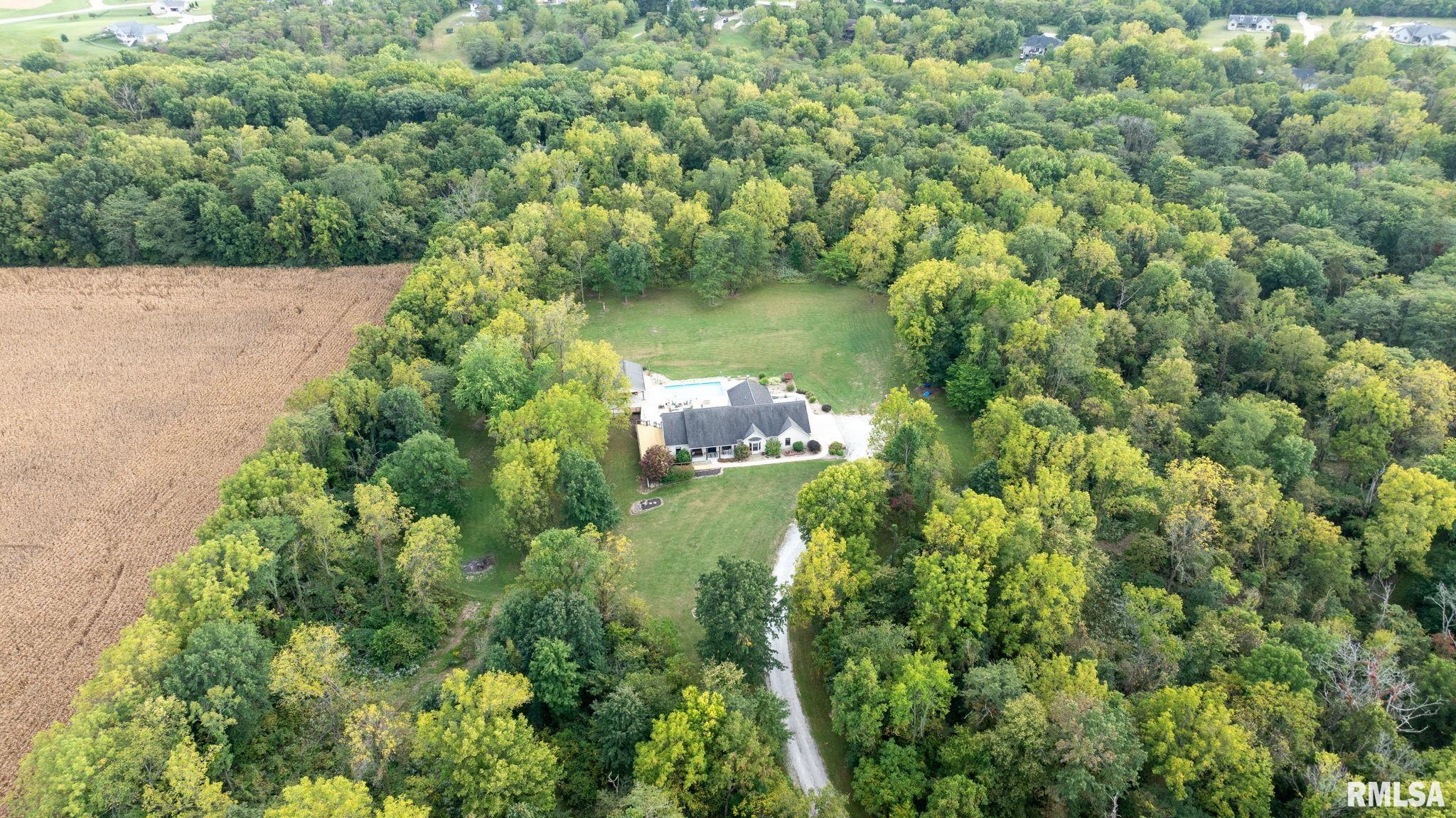 10 S Griffith Creek Road, Mechanicsburg, Illinois image 1