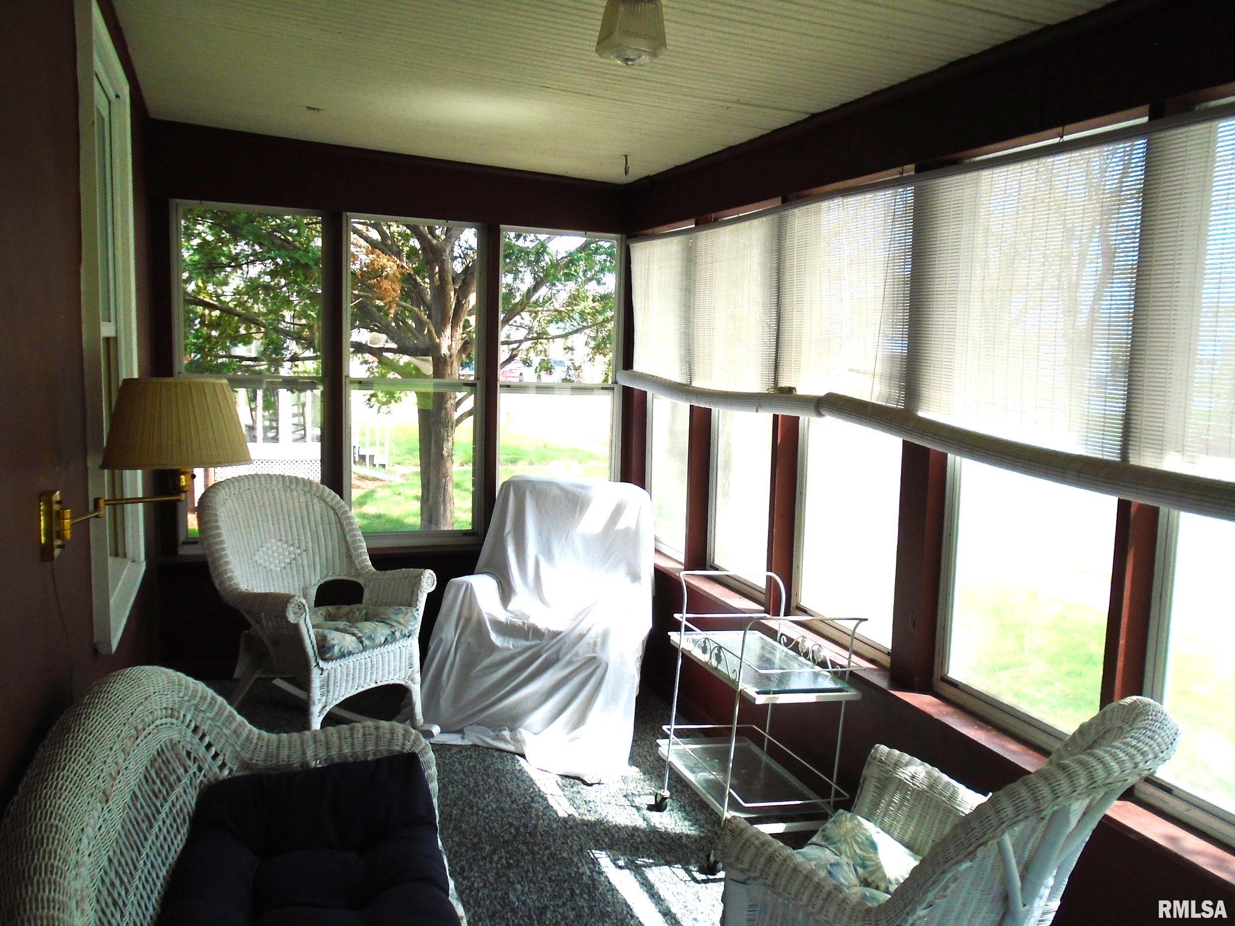 2308 W High Street, Davenport, Iowa image 5