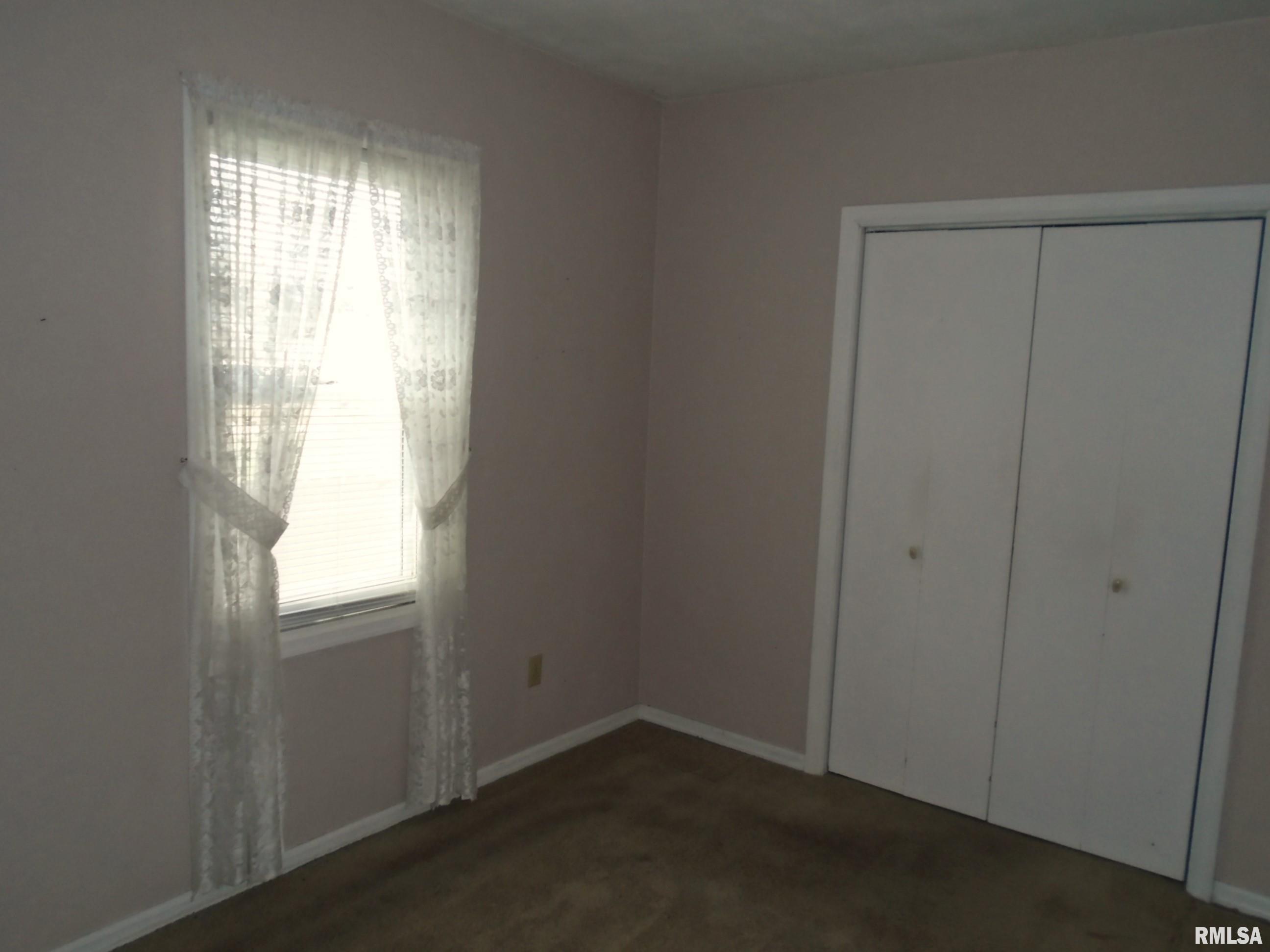 2308 W High Street, Davenport, Iowa image 6