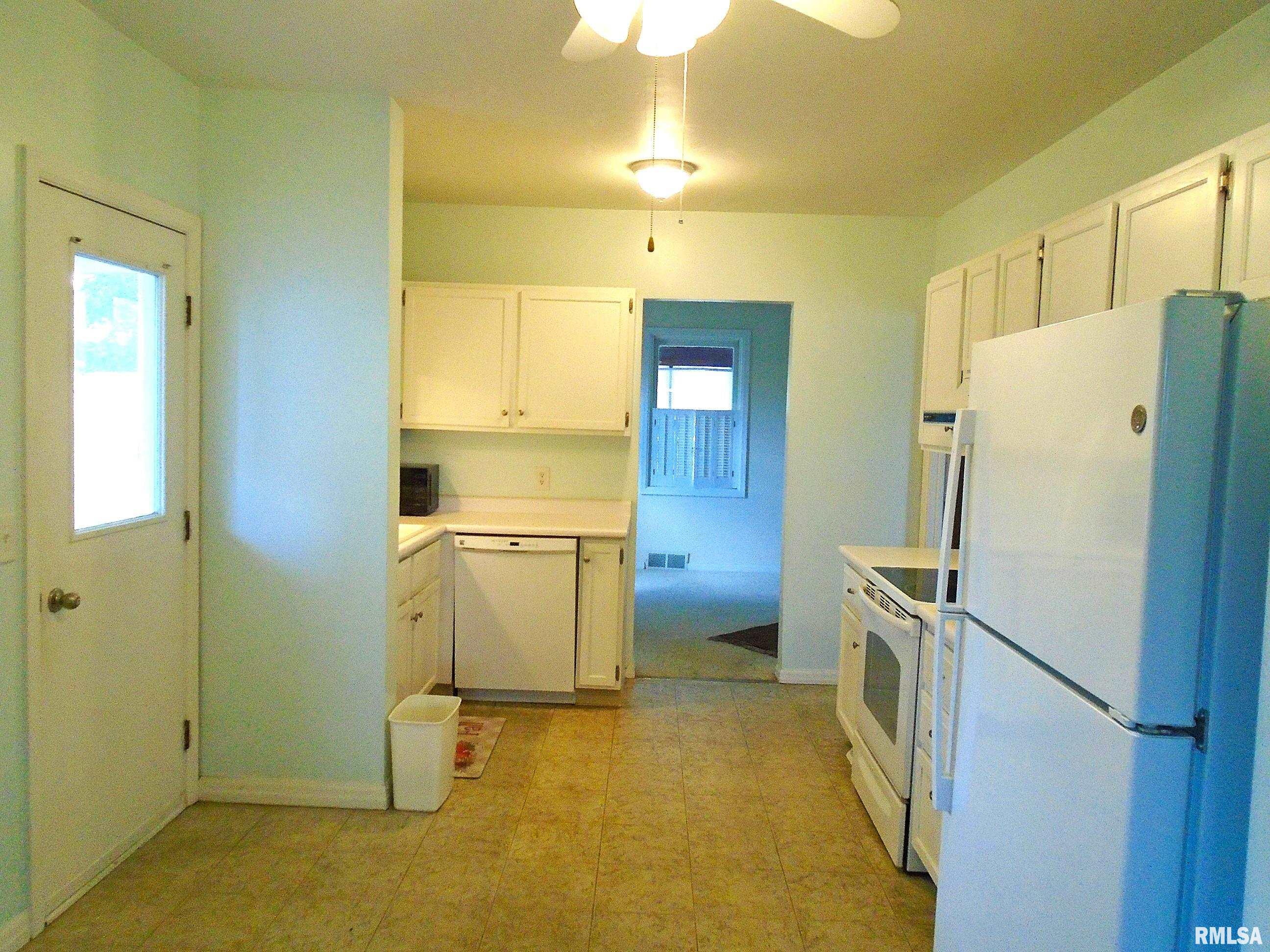 2308 W High Street, Davenport, Iowa image 3
