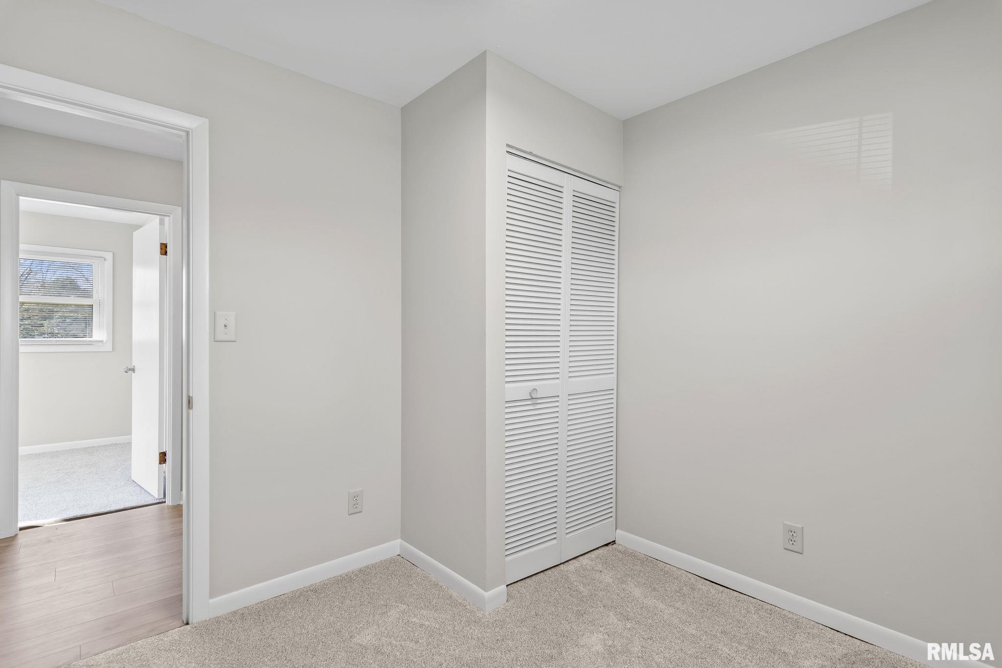 2318 Black Avenue, Springfield, Illinois image 24