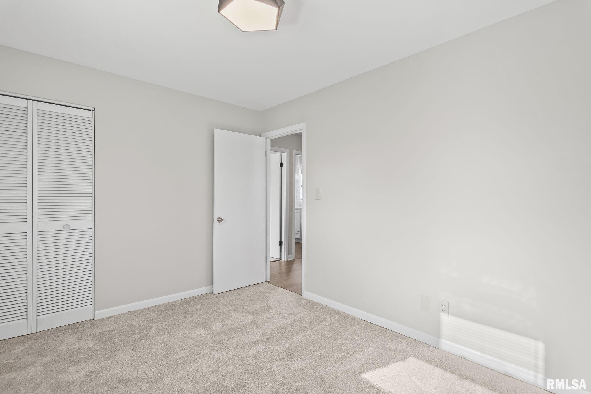 2318 Black Avenue, Springfield, Illinois image 19