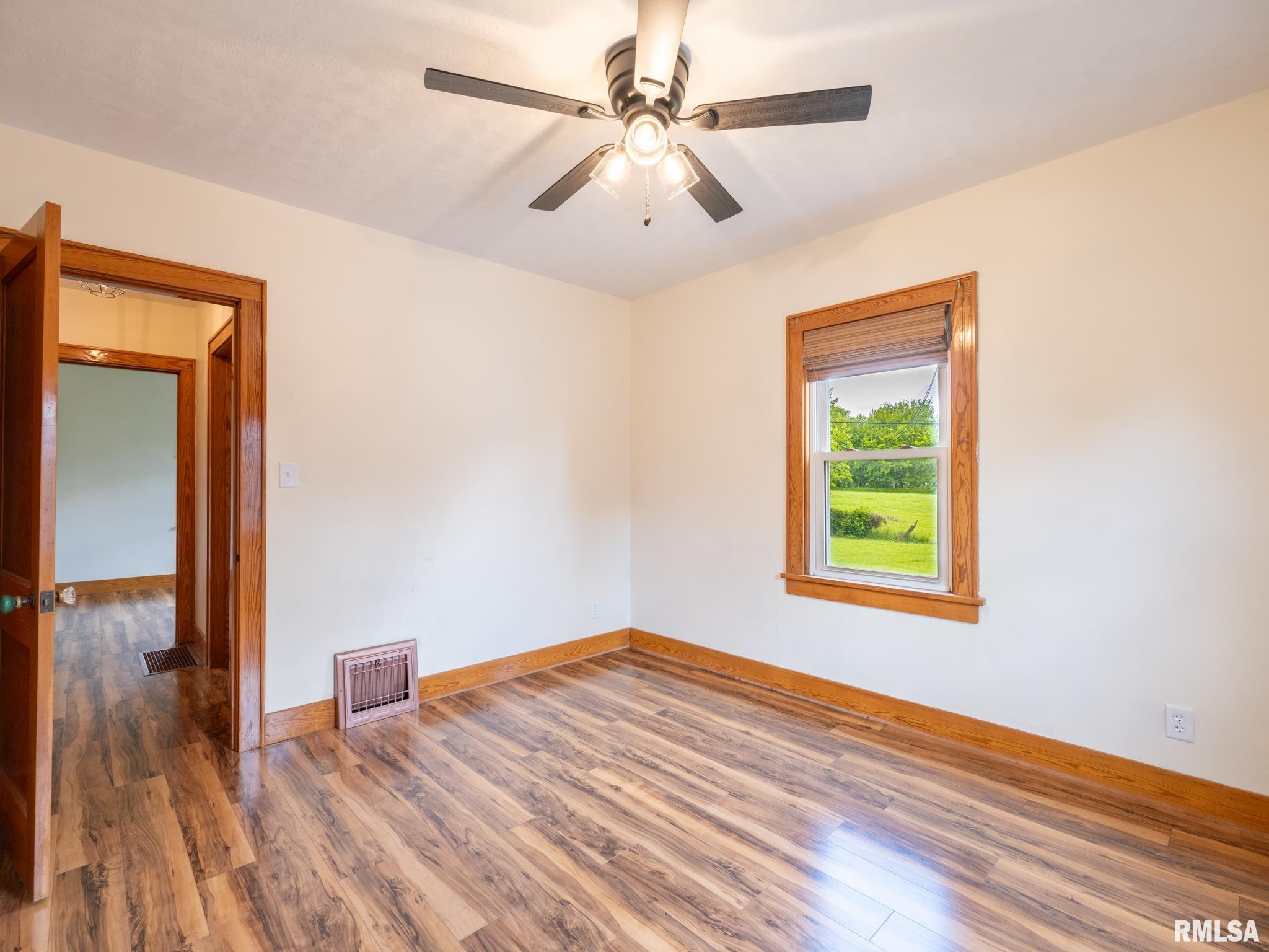 110 Loren Street, Washington, Illinois image 12