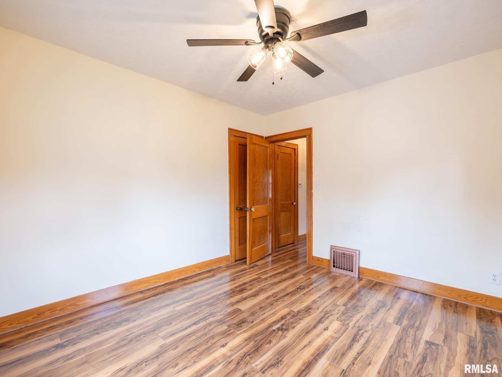 110 Loren Street, Washington, Illinois image 13