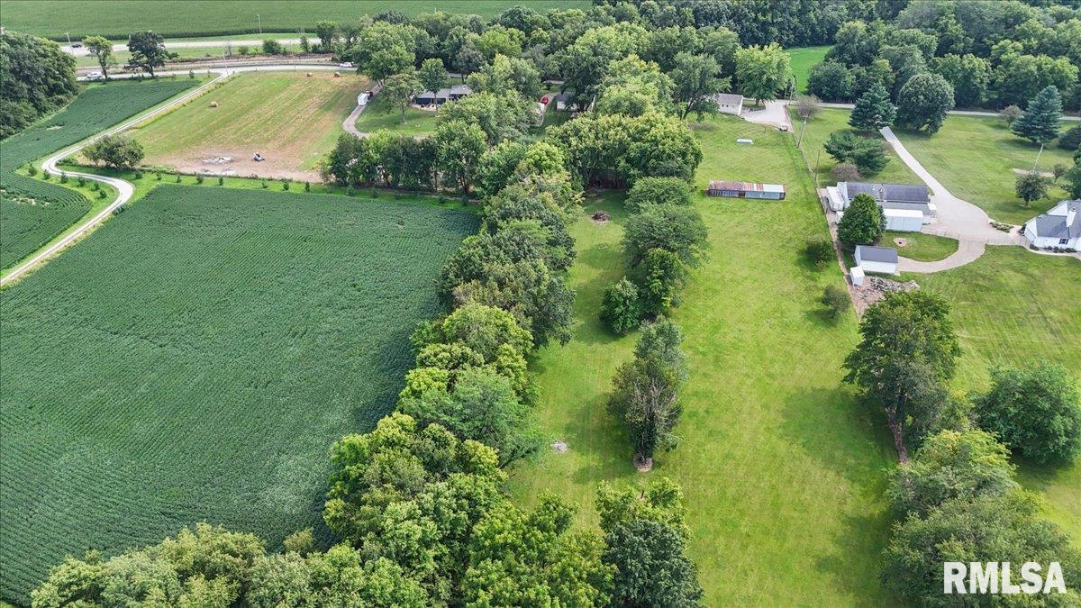 6985 Barclay Road, Sherman, Illinois image 8