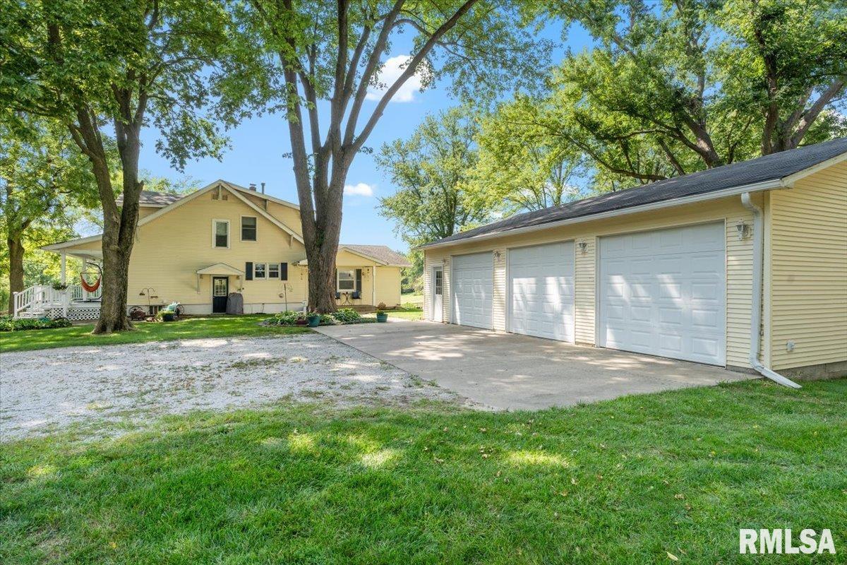 6985 Barclay Road, Sherman, Illinois image 45