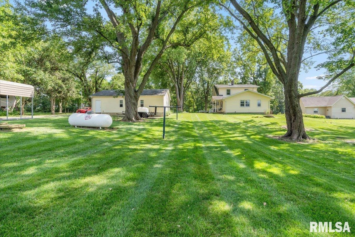6985 Barclay Road, Sherman, Illinois image 41