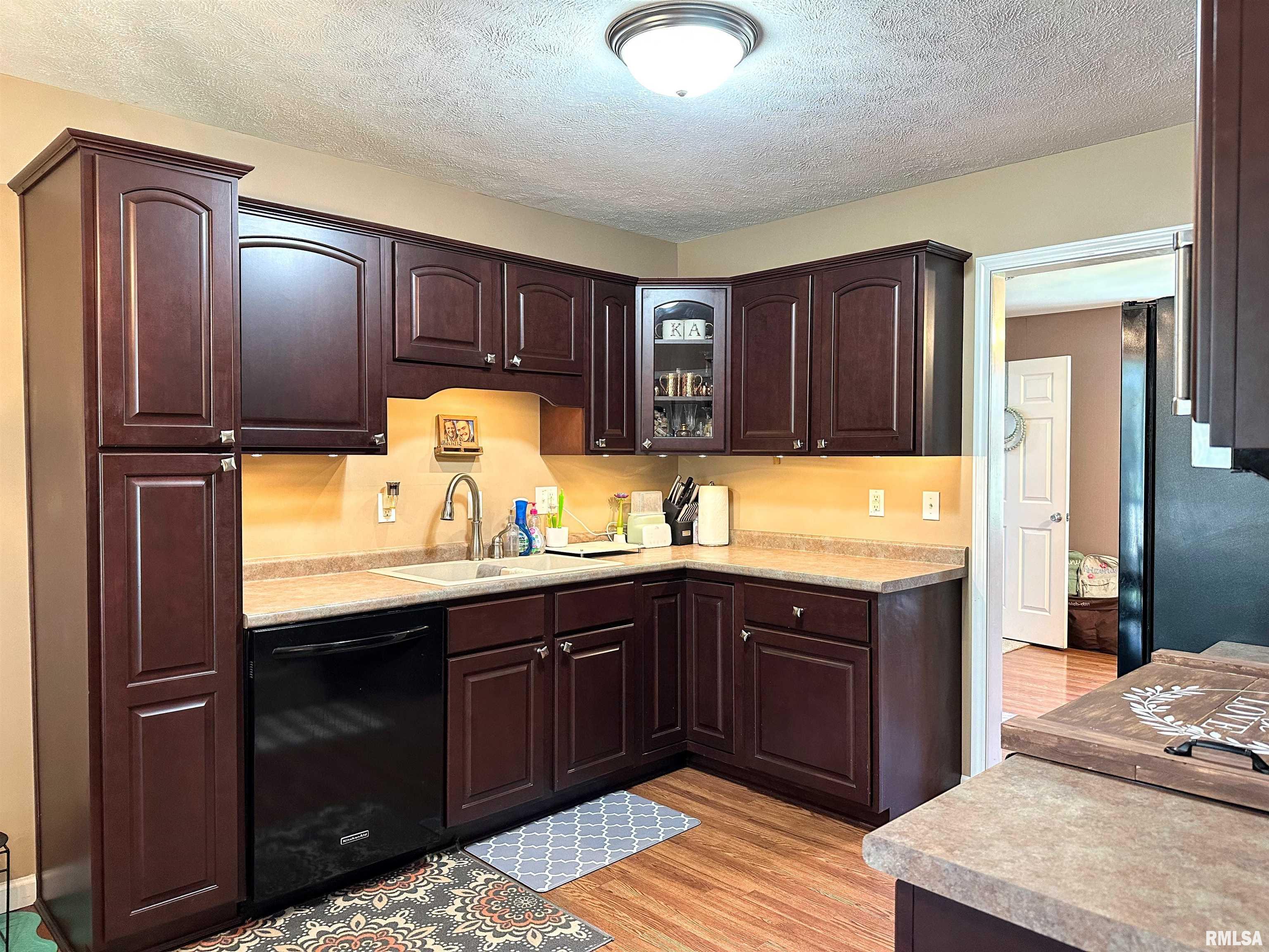 1005 Ivey Lane, Carterville, Illinois image 28