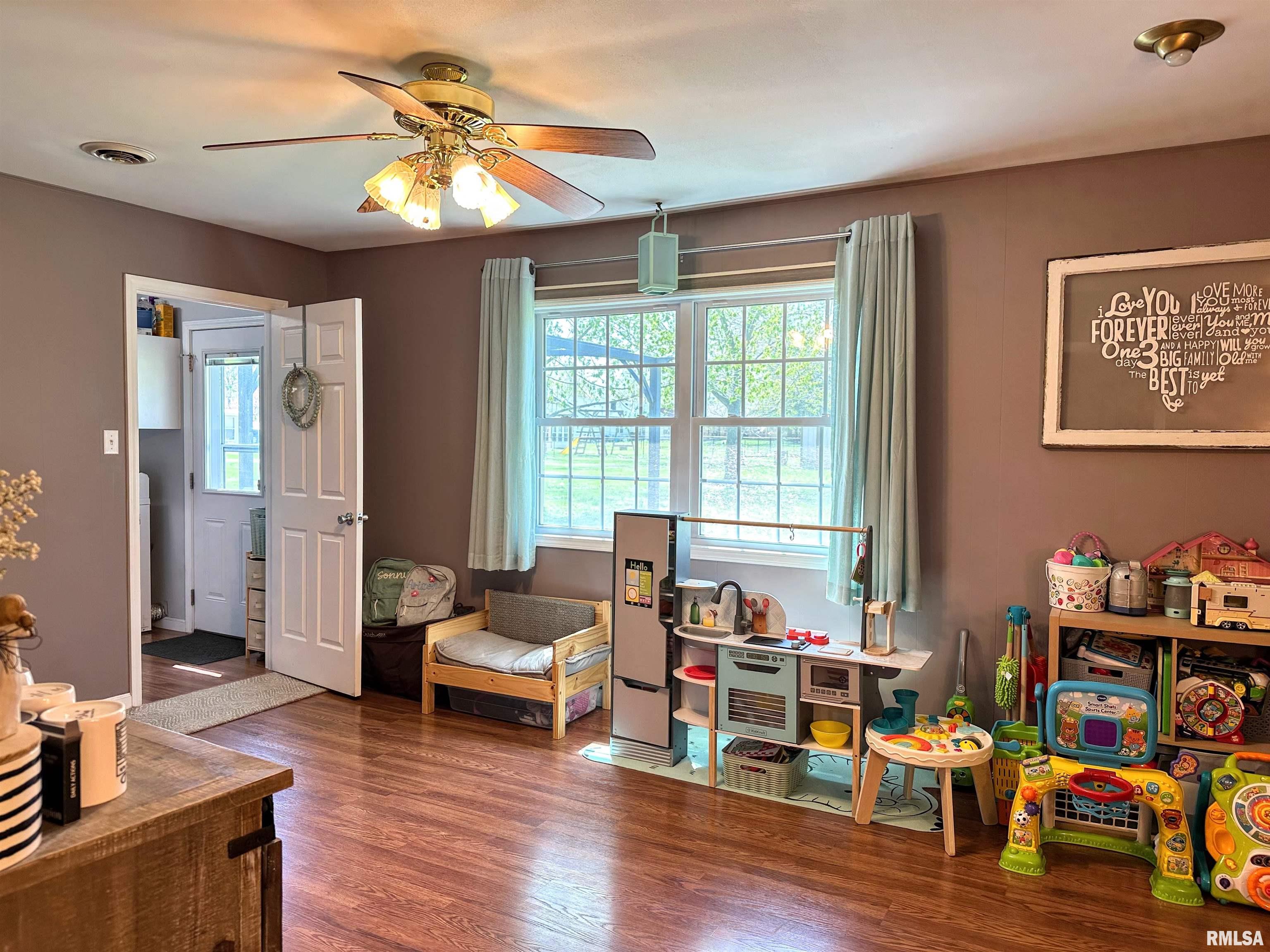 1005 Ivey Lane, Carterville, Illinois image 33