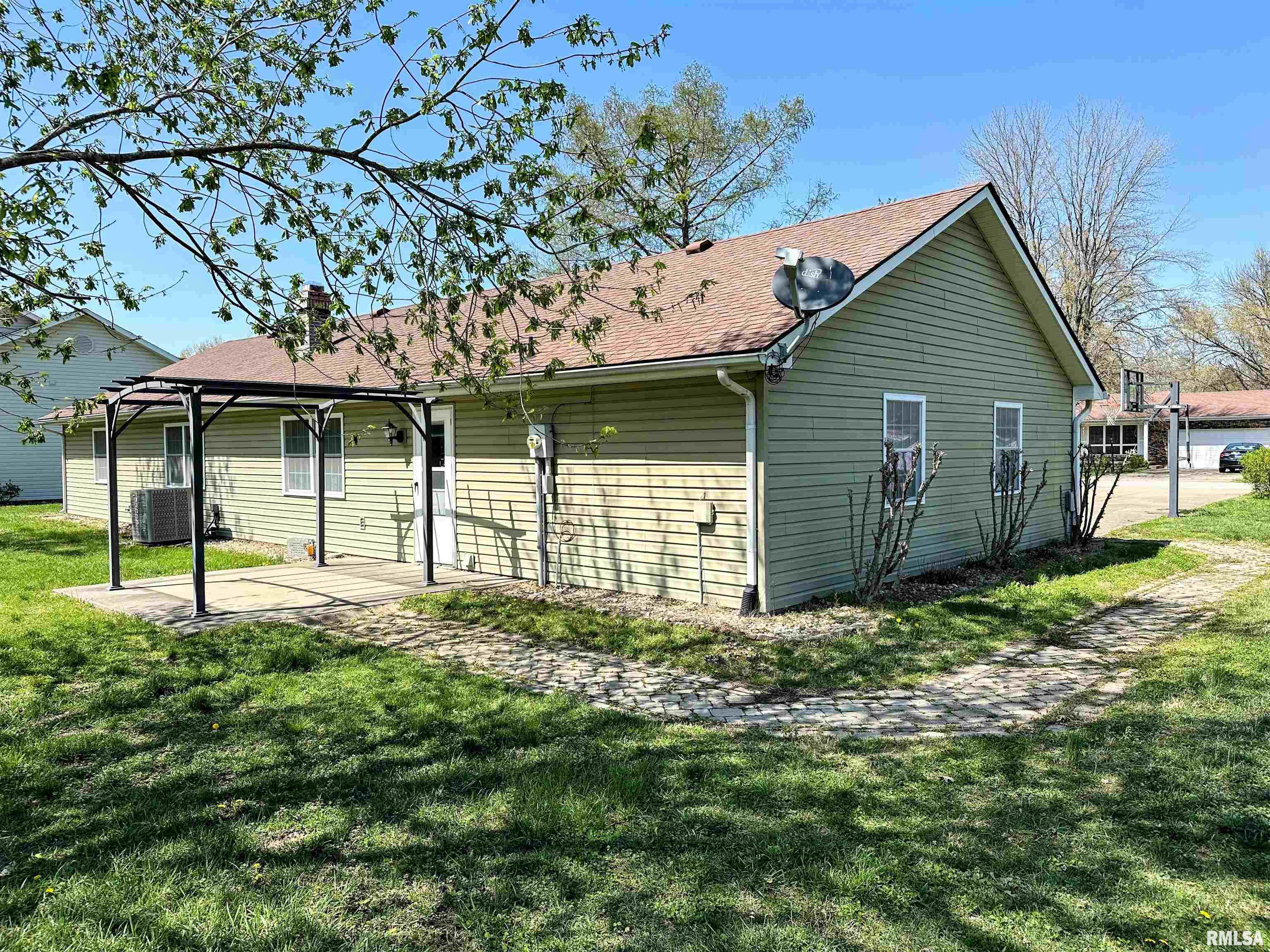 1005 Ivey Lane, Carterville, Illinois image 42