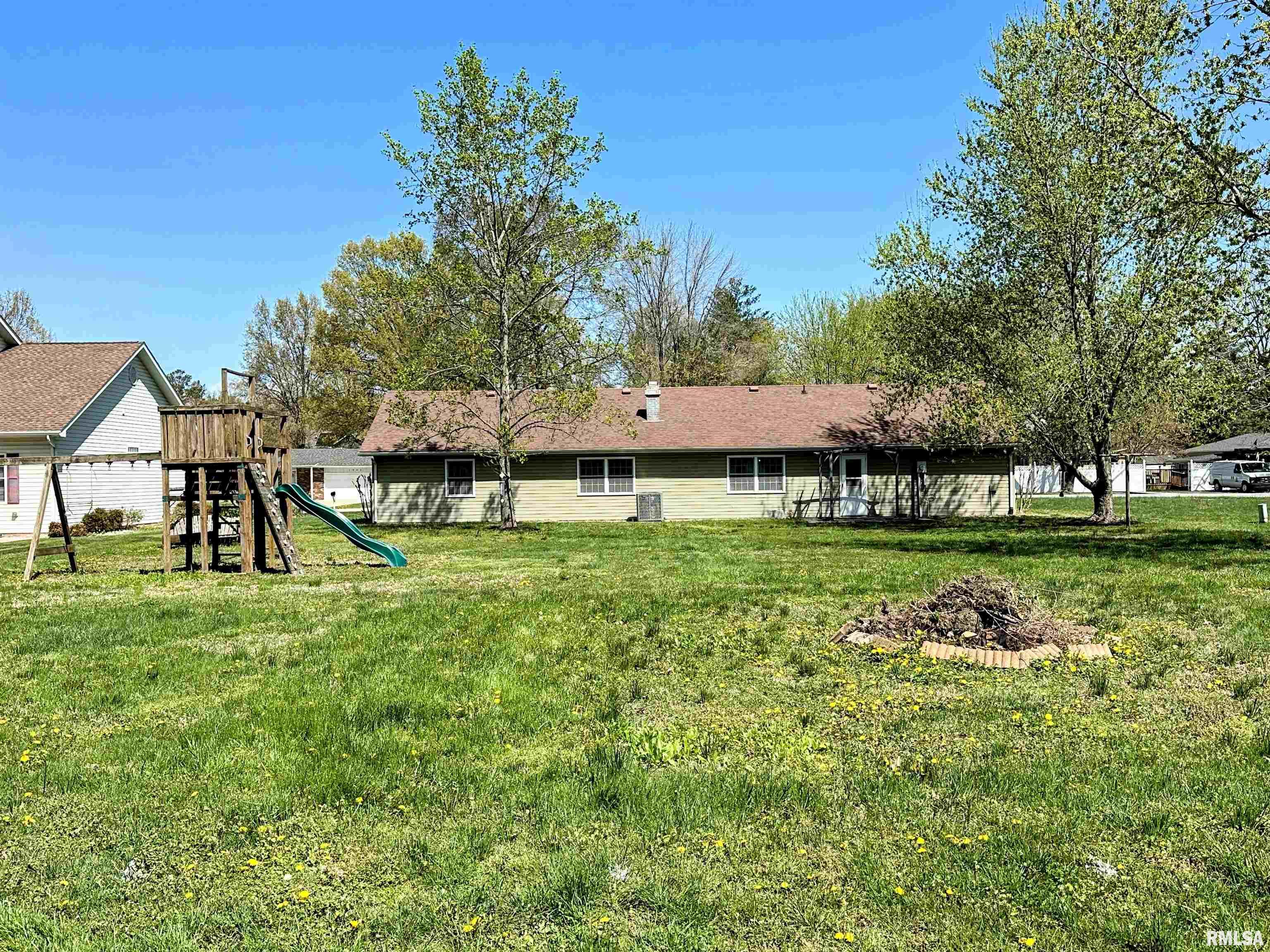 1005 Ivey Lane, Carterville, Illinois image 48