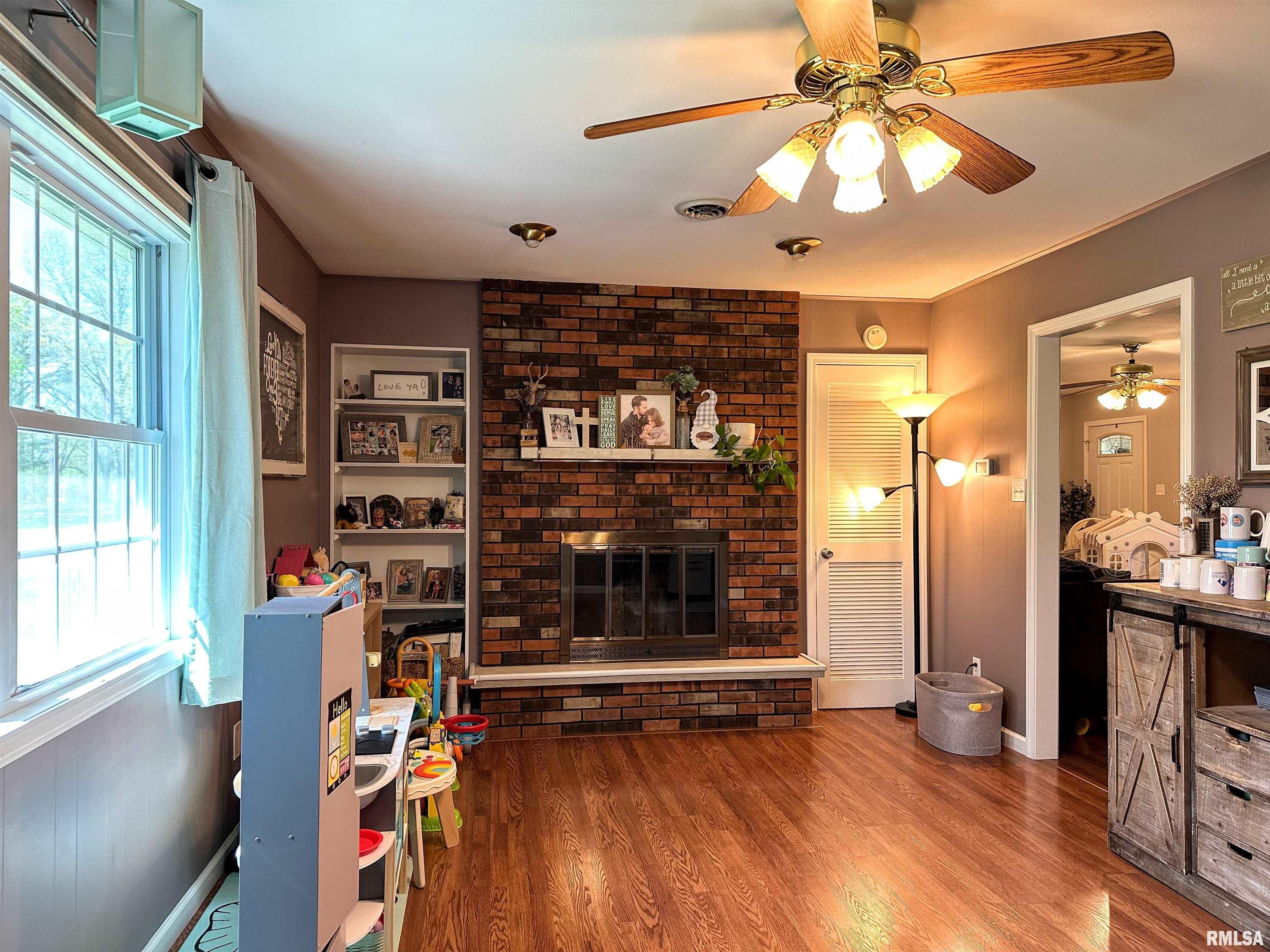 1005 Ivey Lane, Carterville, Illinois image 35