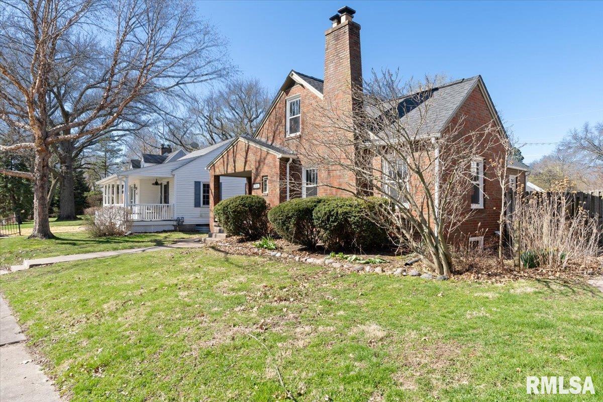 1608 Elmore Avenue, Davenport, Iowa image 2